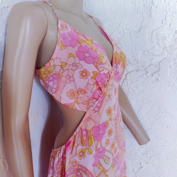 Paisley Pink maxi dress - Picture 5 of 8